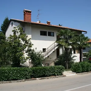 Pineta House Vidos Apartman