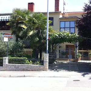  Apartment Boris